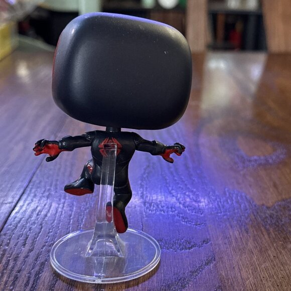 Funko POP Spider-Man Vinyl Bobblehead Across The Spider-Verse 4” - Picture 3 of 5